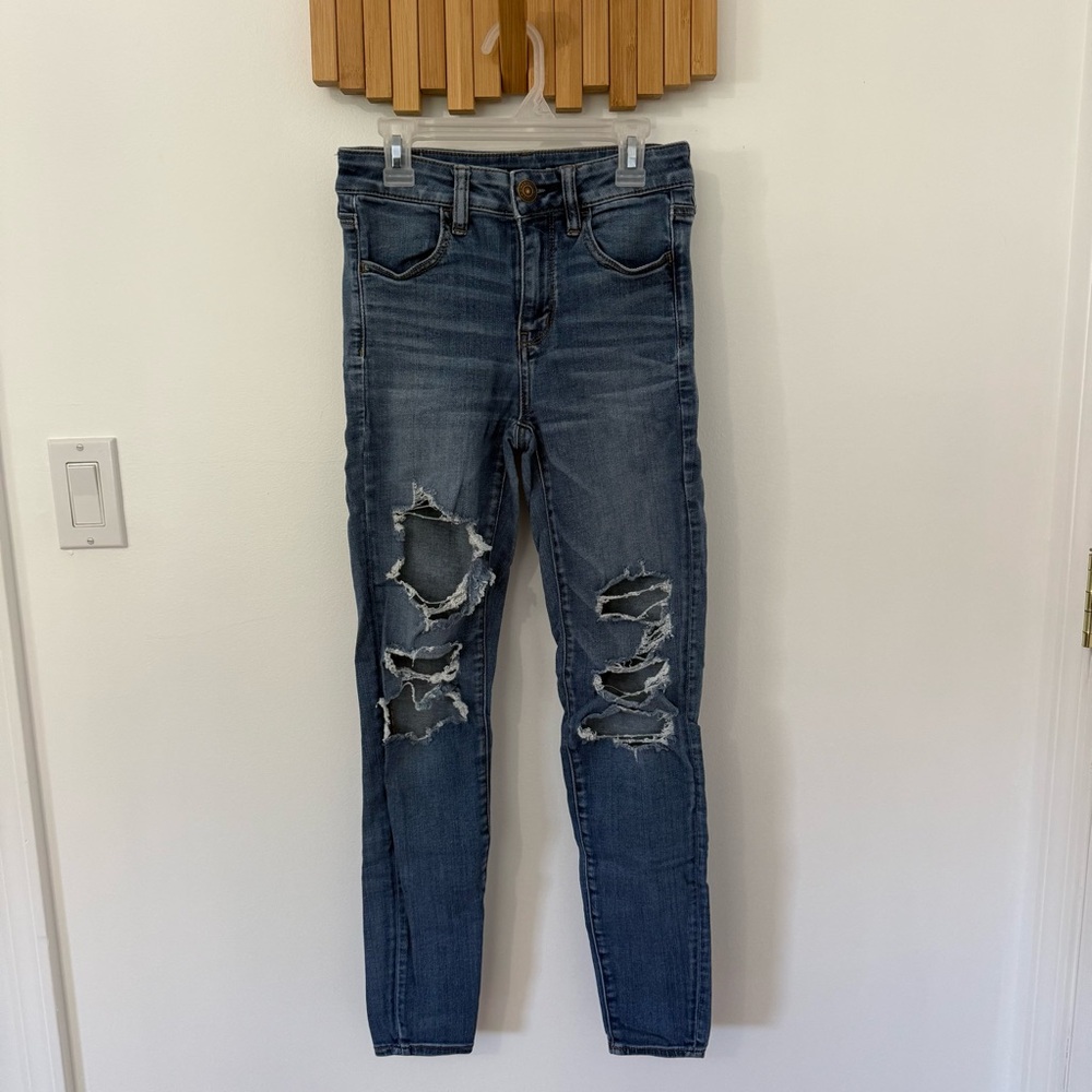 American Eagle Distressed Blue Women's Jeans, Size 4 regular